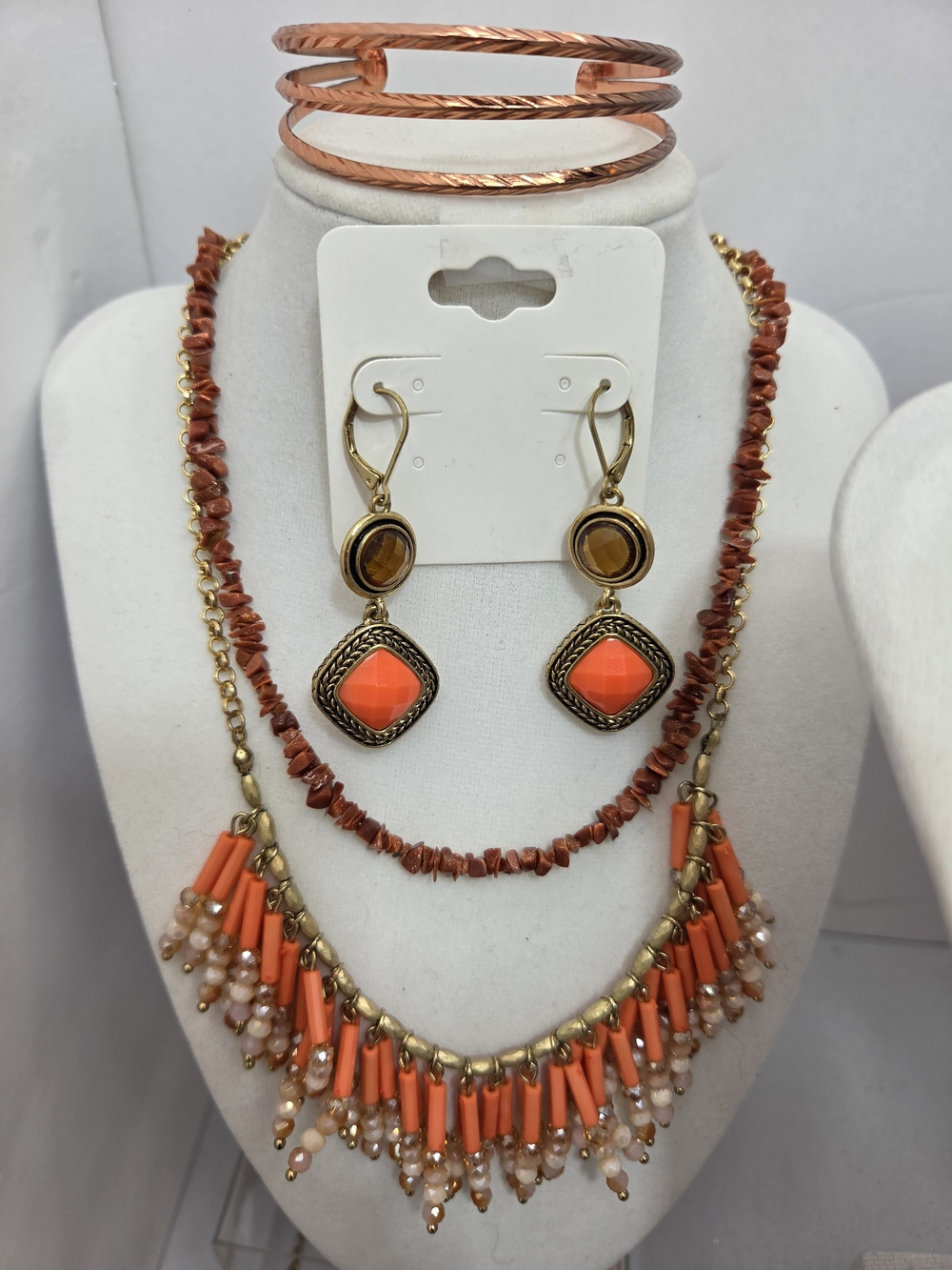 HUGE 42pc Vintage & Modern Jewelry Lot CHICO'S NAPIER COLDWATER CR Necklace Ear - Picture 5 of 14